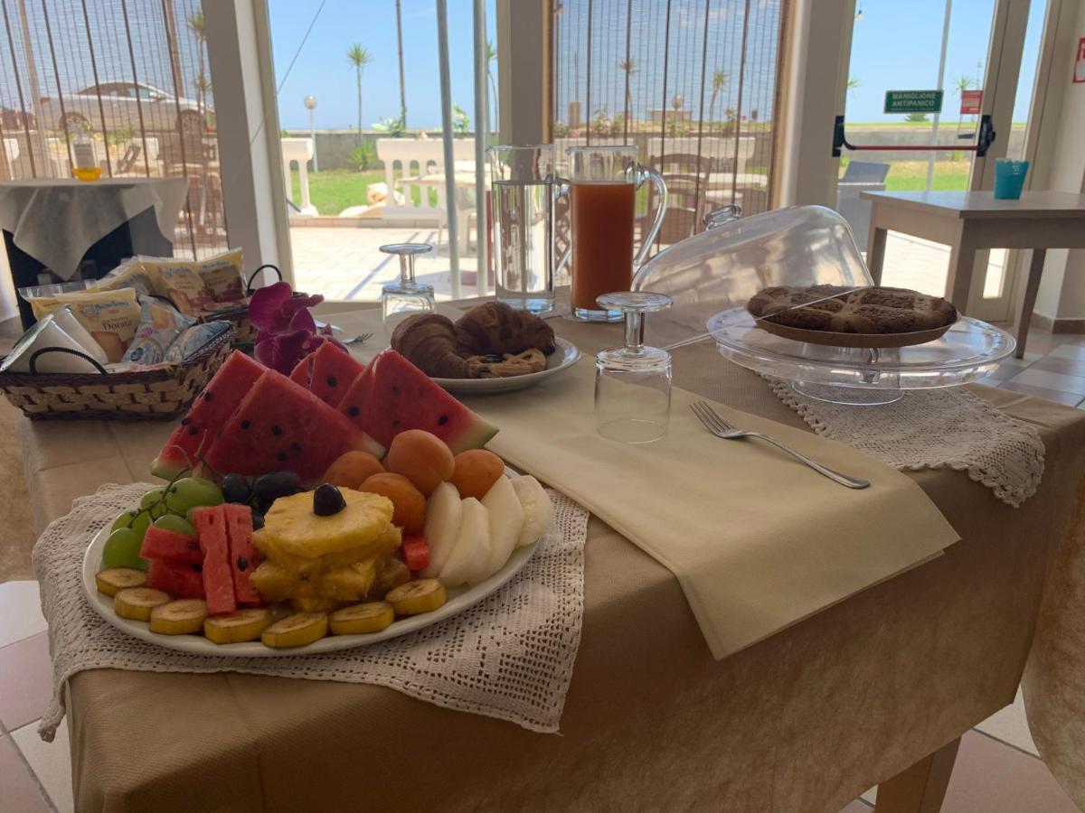 Hotel Rivabella Даволи Экстерьер фото